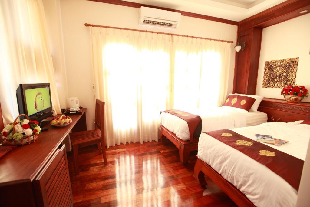 Manorom Boutique Hotel เวียงจันทน์ ภายนอก รูปภาพ