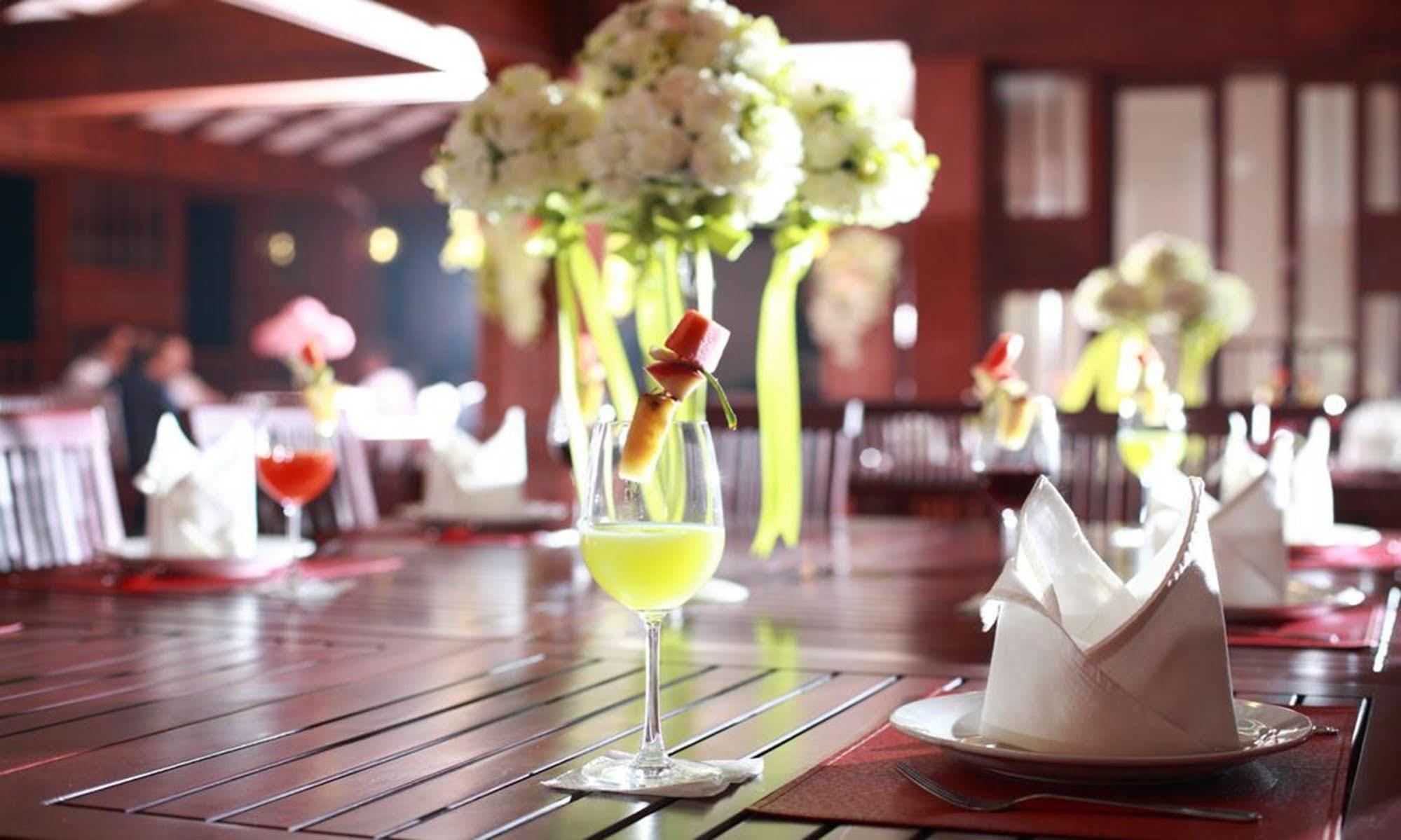 Manorom Boutique Hotel เวียงจันทน์ ภายนอก รูปภาพ